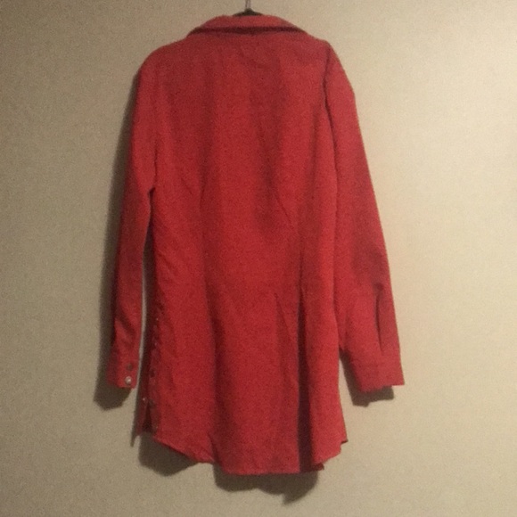 Chic me Dress shirt with button down sides - Picture 3 of 6